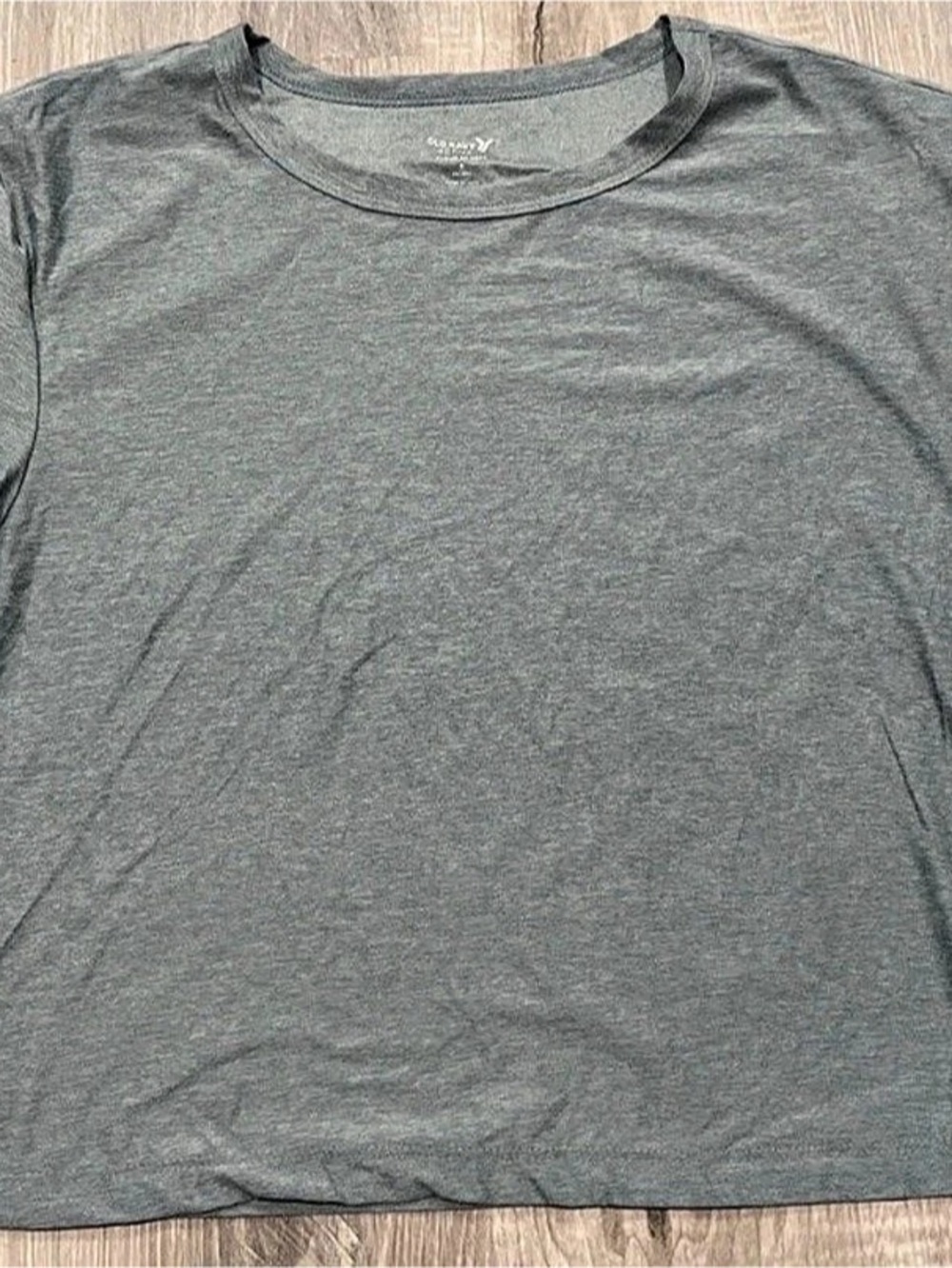 Old Navy active Cloud 94 Soft Short Sleeve Tee Gray Size Small NWT